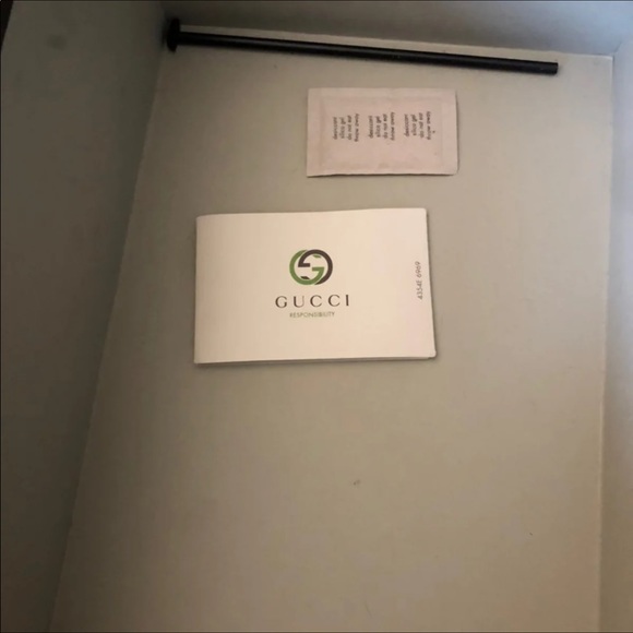 GUCCI BLACK Leather  BOOTS size 37/7 - Picture 10 of 12